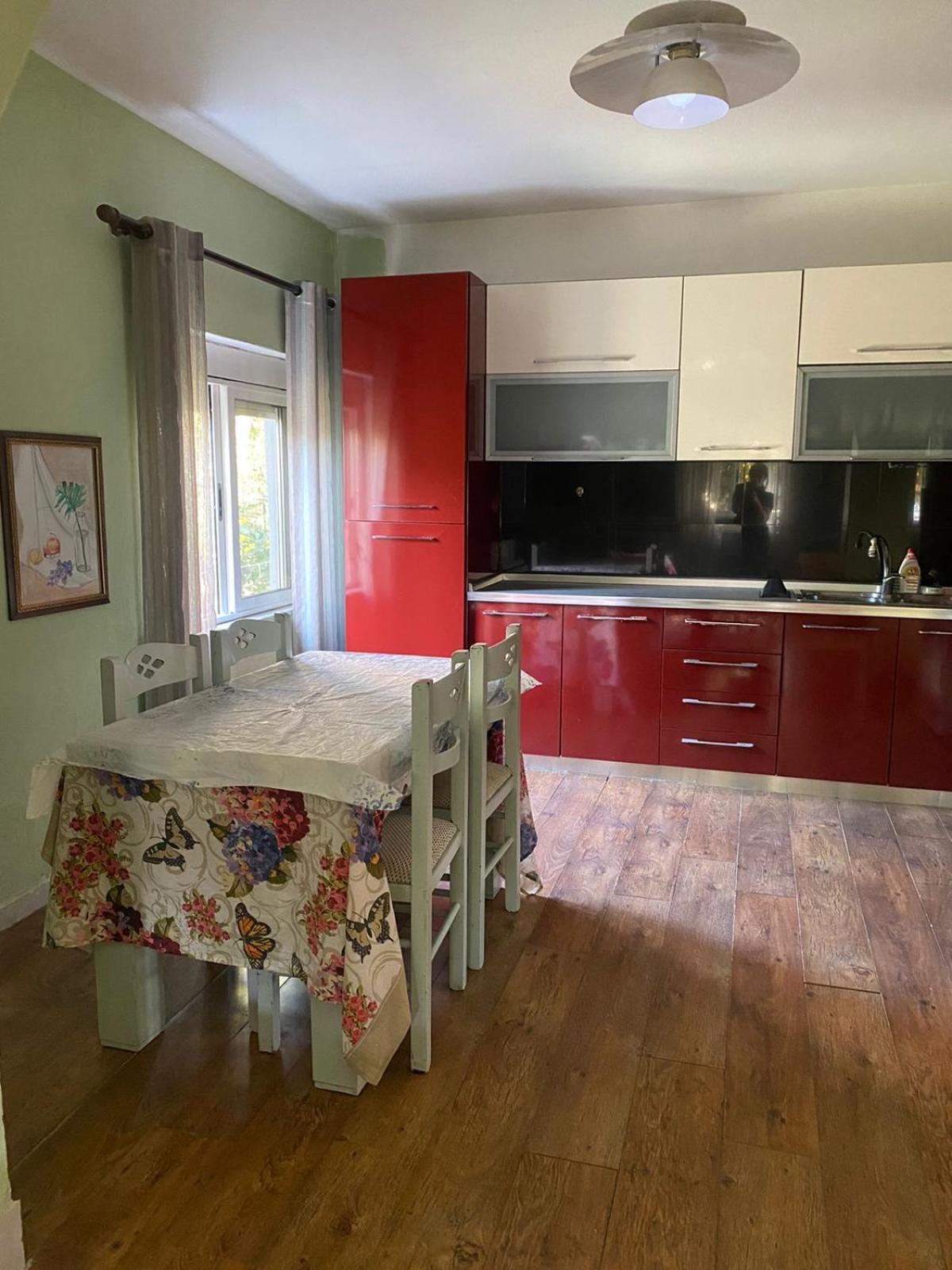 Green Door House Τίρανα Εξωτερικό φωτογραφία